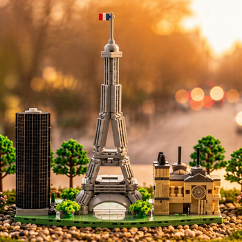 Iconic Horizons