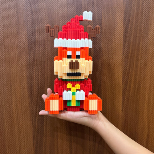 Christmas Reindeer | InBrix™ Décor Series | Interlocking Brick 3D Figure Décor Model | Festive Holiday Decoration | Christmas Collectible Display Build | Reindeer in Festive Outfit | Seasonal Decor Series | Gift Showpiece